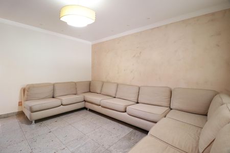 Casa para alugar com 404m², 5 quartos e 2 vagasSala de TV