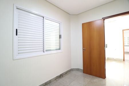 Casa para alugar com 404m², 5 quartos e 2 vagasQuarto de Serviço