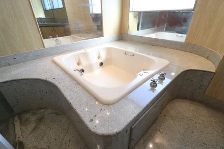 Casa para alugar com 404m², 5 quartos e 2 vagasBanheiro do Quarto 3