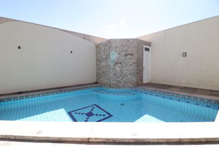 Casa para alugar com 404m², 5 quartos e 2 vagasPiscina