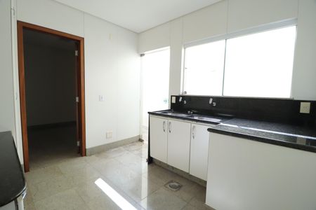 Casa para alugar com 404m², 5 quartos e 2 vagasÁrea de Serviço