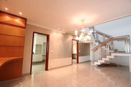 Casa para alugar com 404m², 5 quartos e 2 vagasSala 2