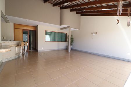 Casa para alugar com 404m², 5 quartos e 2 vagasVaranda gourmet