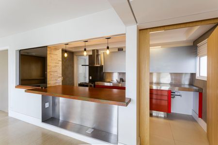 Apartamento à venda com 137m², 2 quartos e 2 vagasCozinha