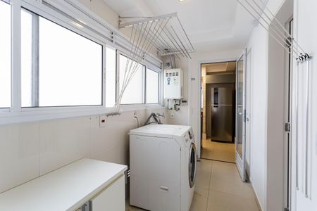 Apartamento à venda com 137m², 2 quartos e 2 vagasÁrea de Serviço