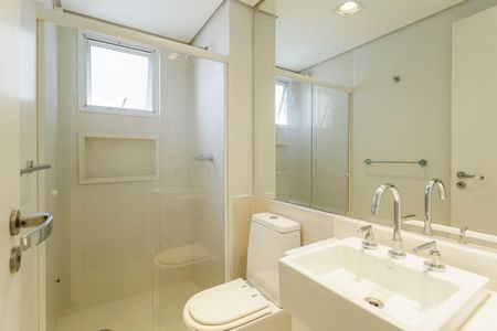 Apartamento à venda com 137m², 2 quartos e 2 vagasBanheiro da Suíte 1