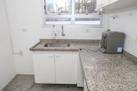 Apartamento para alugar com 130m², 3 quartos e 2 vagasCozinha