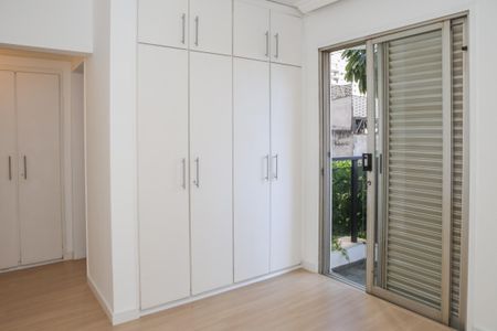 Apartamento para alugar com 130m², 3 quartos e 2 vagasSuíte