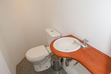 Apartamento para alugar com 130m², 3 quartos e 2 vagasLavabo