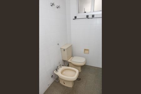 Apartamento para alugar com 130m², 3 quartos e 2 vagasBanheiro da Suíte