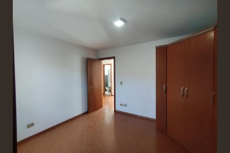 Casa à venda com 173m², 3 quartos e 2 vagasSuíte