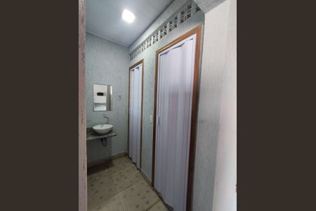 Casa à venda com 173m², 3 quartos e 2 vagasBanheiros da Área Comum