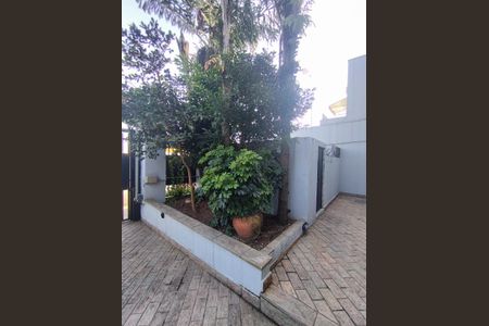 Casa à venda com 173m², 3 quartos e 2 vagasEspaço da Coleta Seletiva