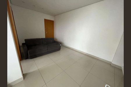Apartamento à venda com 83m², 2 quartos e 2 vagasSala