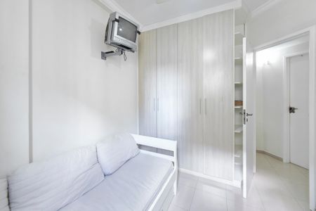 Apartamento para alugar com 77m², 2 quartos e 1 vaga Apartamento para alugar com 77m², 2 quartos e 1 vagaQuarto