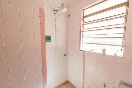 Casa à venda com 150m², 3 quartos e sem vaga Casa à venda com 150m², 3 quartos e sem vagaBanheiro 2