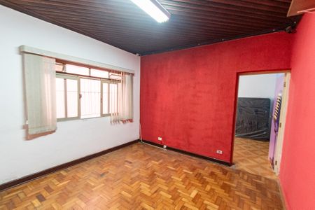 Casa à venda com 150m², 3 quartos e sem vaga Casa à venda com 150m², 3 quartos e sem vagaSala