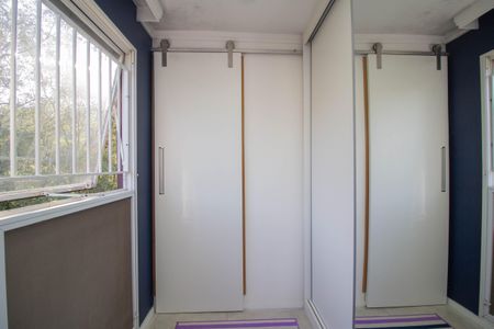 Apartamento à venda com 74m², 2 quartos e 1 vaga Apartamento à venda com 74m², 2 quartos e 1 vagaCloset do Quarto 2