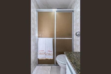 Apartamento à venda com 63m², 2 quartos e 1 vagaBanheiro Social