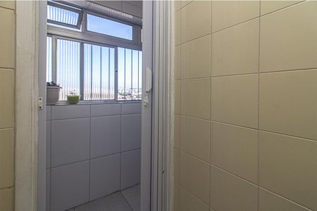 Apartamento à venda com 63m², 2 quartos e 1 vagaBanheiro de Serviço