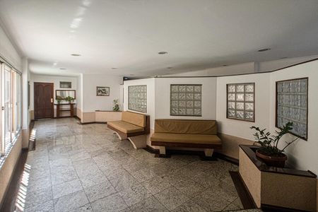 Apartamento à venda com 63m², 2 quartos e 1 vagaÁrea comum - Hall de Entrada