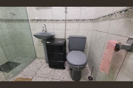 Casa para alugar com 75m², 2 quartos e sem vagaBanheiro