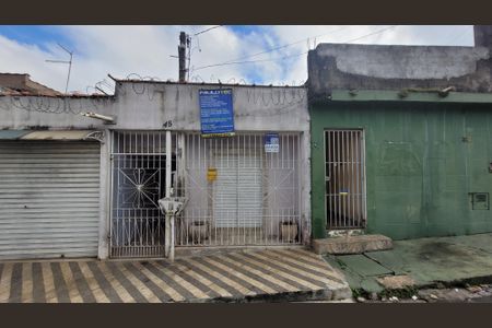 Casa para alugar com 75m², 2 quartos e sem vagaFachada