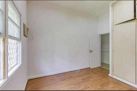 Casa à venda com 300m², 3 quartos e 2 vagasQuarto 2