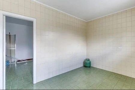 Casa à venda com 300m², 3 quartos e 2 vagasEdícula