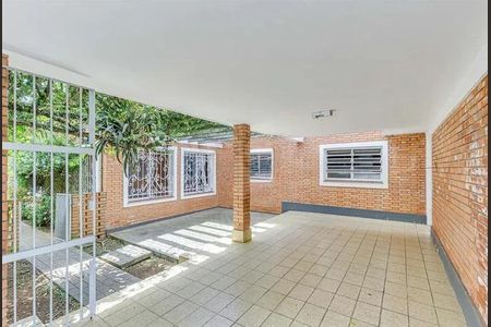 Casa à venda com 300m², 3 quartos e 2 vagasGaragem
