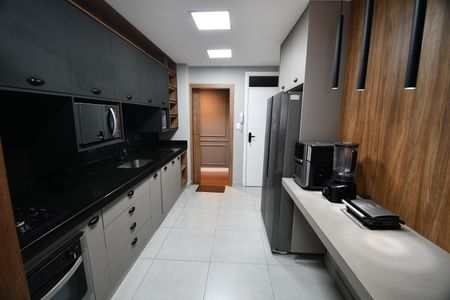 Apartamento para alugar com 138m², 3 quartos e 1 vagaCozinha