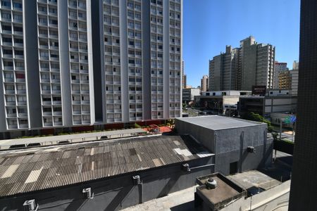 Apartamento para alugar com 138m², 3 quartos e 1 vagaÁrea de Serviço - Vista