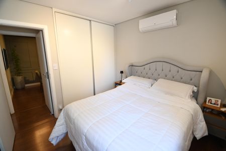 Apartamento para alugar com 138m², 3 quartos e 1 vagaQuarto 1