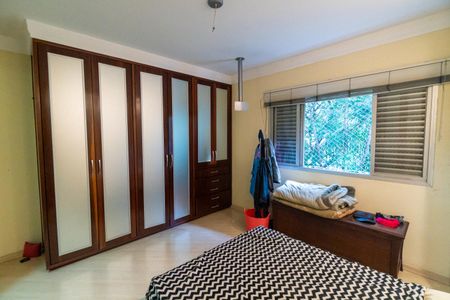 Apartamento à venda com 210m², 4 quartos e 3 vagasSuite 2