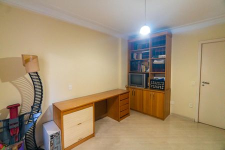 Apartamento à venda com 210m², 4 quartos e 3 vagasQuarto