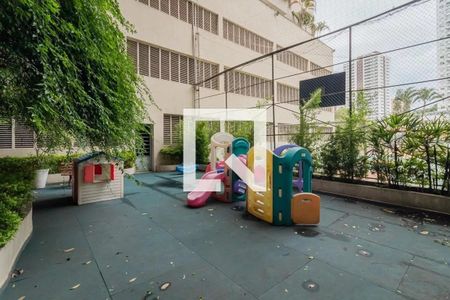 Apartamento à venda com 210m², 4 quartos e 3 vagasÁrea comum - Playground