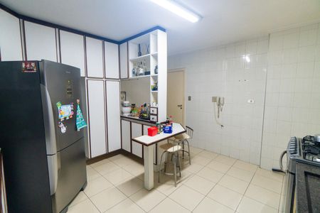 Apartamento à venda com 210m², 4 quartos e 3 vagasCozinha
