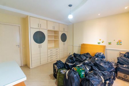 Apartamento à venda com 210m², 4 quartos e 3 vagasSuite 3
