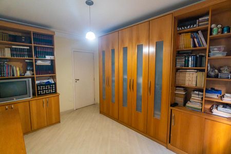 Apartamento à venda com 210m², 4 quartos e 3 vagasQuarto