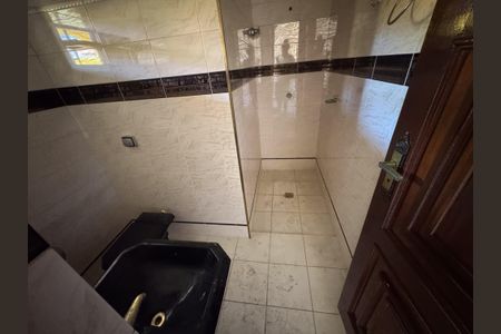 Casa à venda com 250m², 4 quartos e 3 vagasBanheiro 