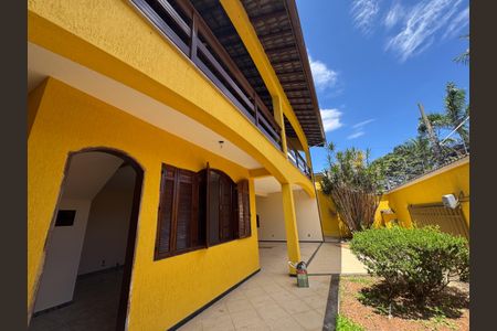 Casa à venda com 250m², 4 quartos e 3 vagasÁrea Externa