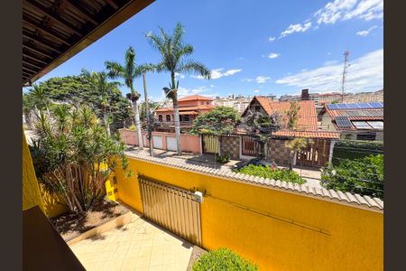 Casa à venda com 250m², 4 quartos e 3 vagasSacada