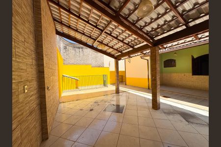 Casa à venda com 250m², 4 quartos e 3 vagasÁrea Externa