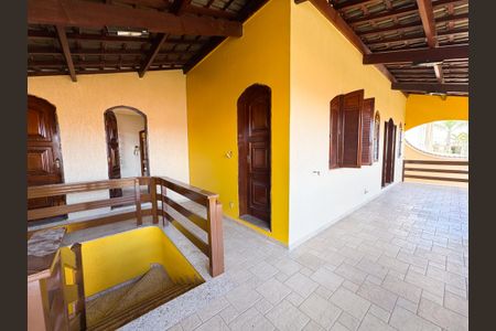 Casa à venda com 250m², 4 quartos e 3 vagasSacada