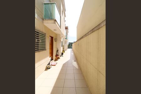 Casa de condomínio à venda com 115m², 2 quartos e 2 vagasÁrea comum