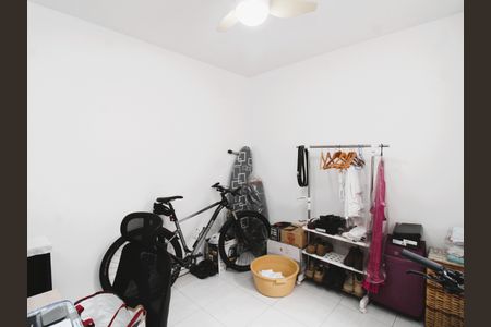 Casa de condomínio à venda com 115m², 2 quartos e 2 vagasSuíte 1