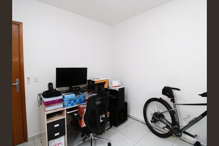 Casa de condomínio à venda com 115m², 2 quartos e 2 vagasSuíte 1