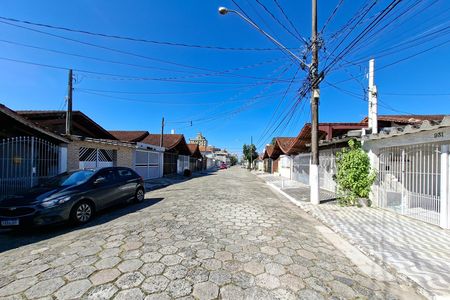 Casa para alugar com 150m², 2 quartos e 2 vagas Casa para alugar com 150m², 2 quartos e 2 vagasVista da Rua