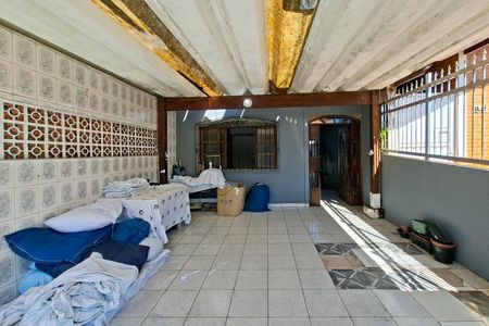 Casa para alugar com 150m², 2 quartos e 2 vagas Casa para alugar com 150m², 2 quartos e 2 vagasGaragem