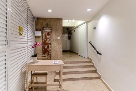 Apartamento à venda com 60m², 2 quartos e 1 vaga Apartamento à venda com 60m², 2 quartos e 1 vagaPortaria